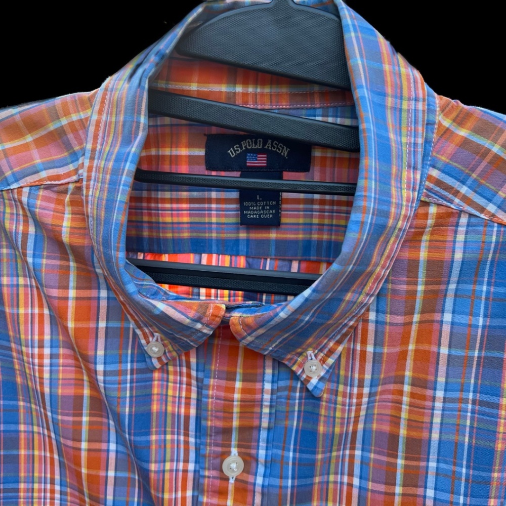Mens U.S. Polo Assn. size L plaid orange and blue short sleeve shirt 100% Cotton